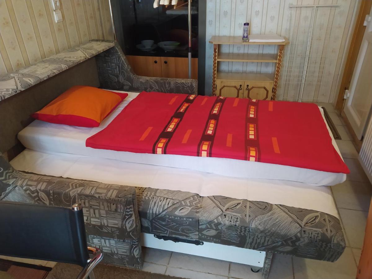Cuki Apartment Boedapest Buitenkant foto