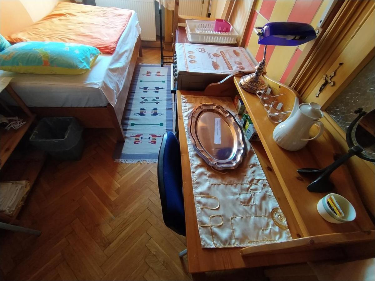 Cuki Apartment Boedapest Buitenkant foto