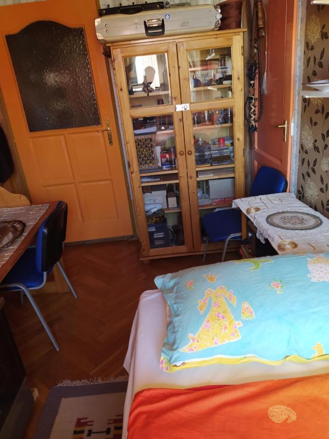 Cuki Apartment Boedapest Buitenkant foto