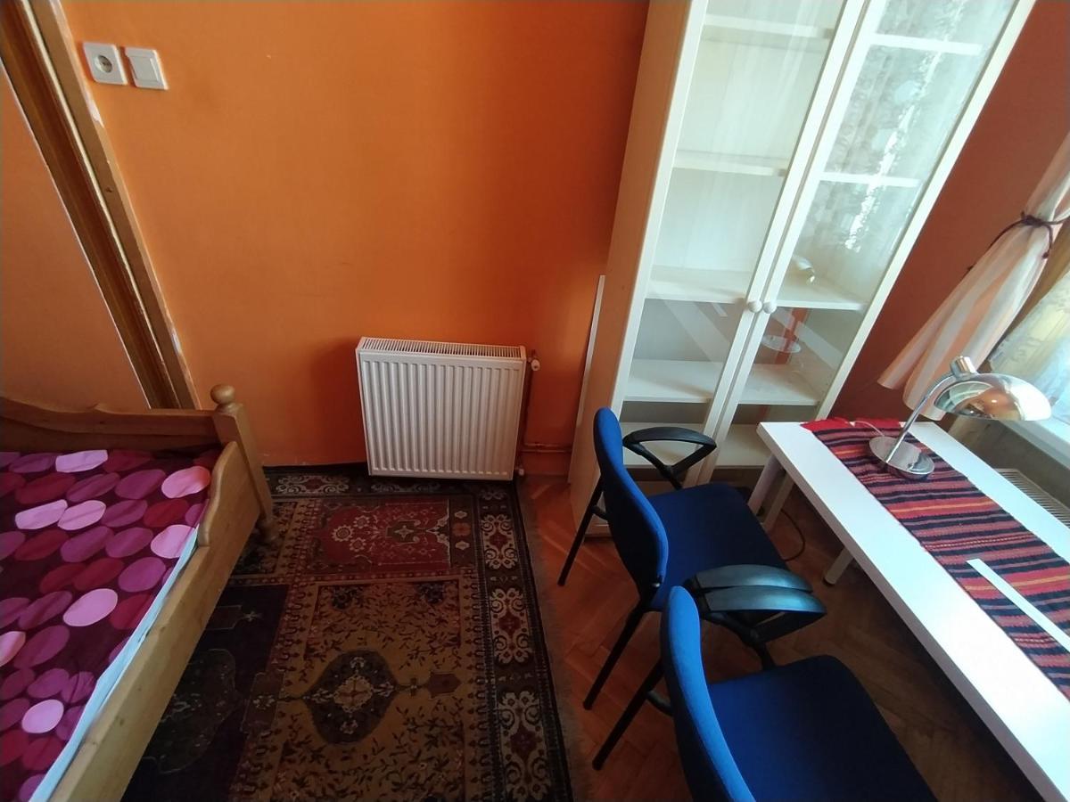 Cuki Apartment Boedapest Buitenkant foto