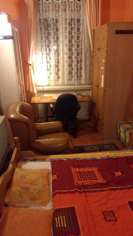 Cuki Apartment Boedapest Buitenkant foto