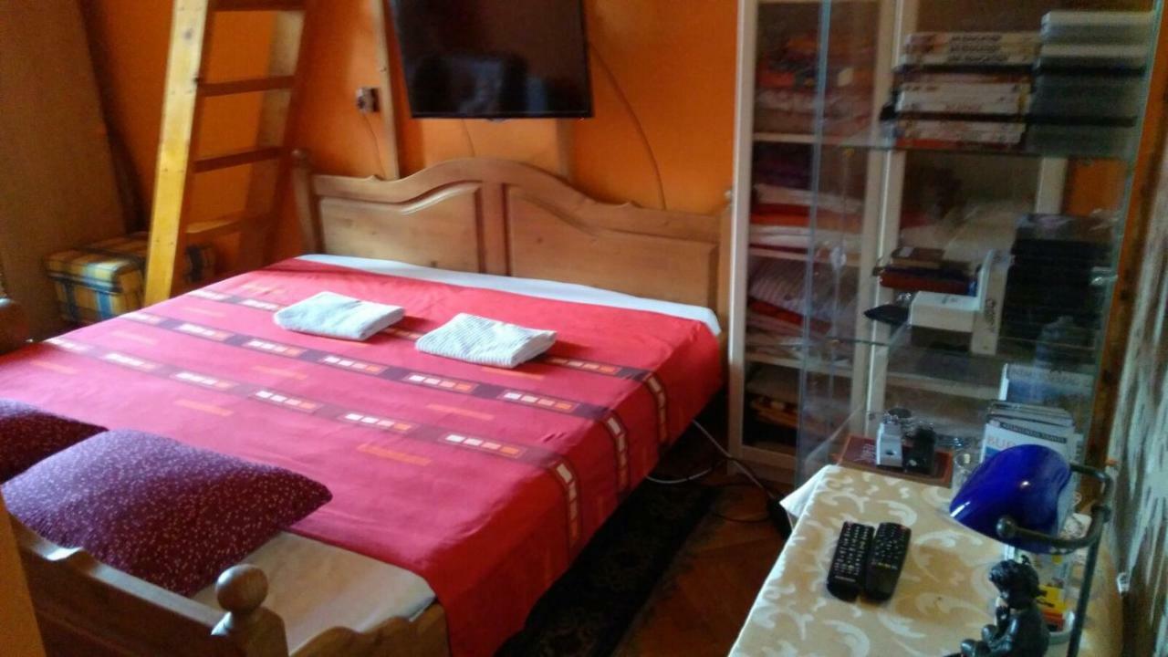 Cuki Apartment Boedapest Buitenkant foto