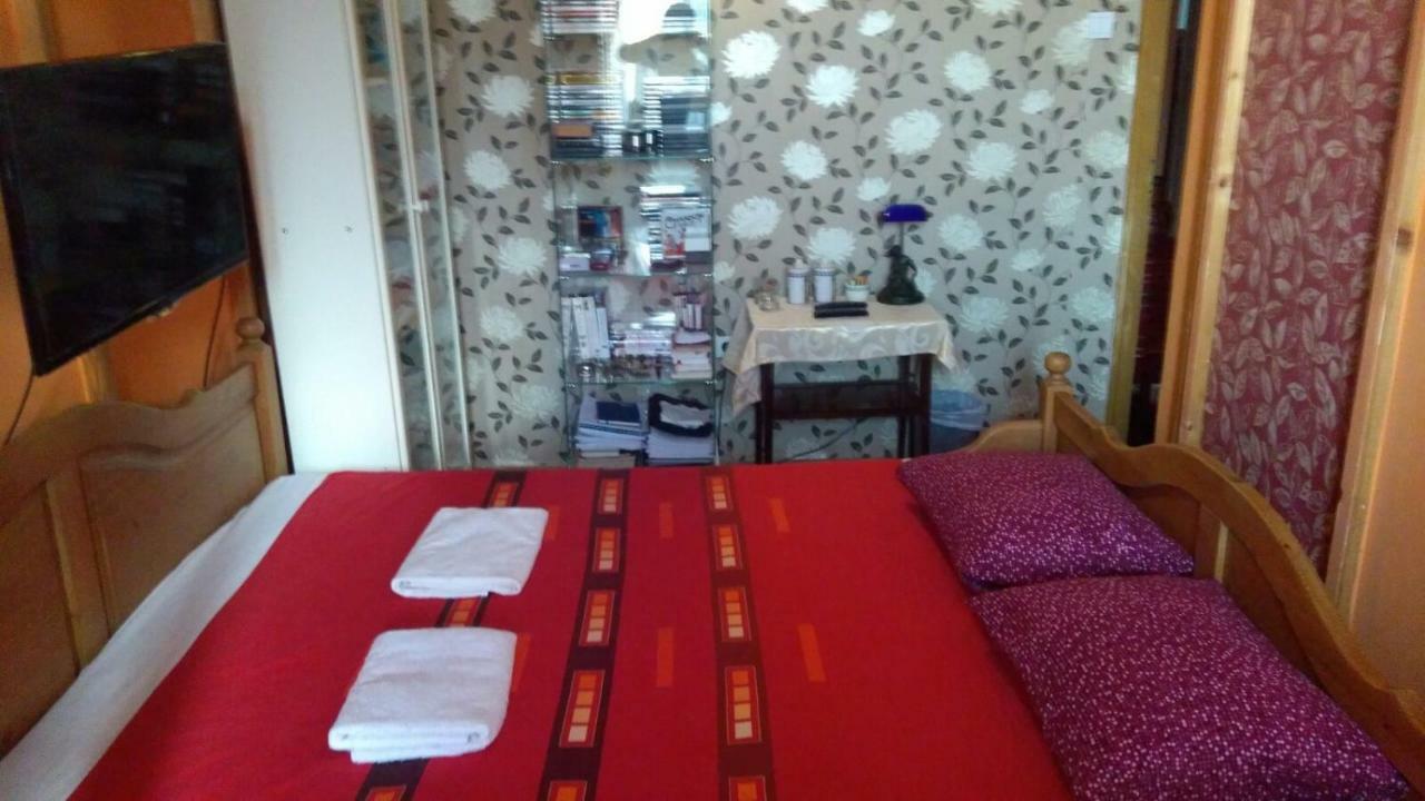 Cuki Apartment Boedapest Buitenkant foto